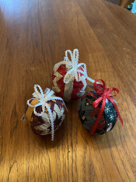 xmas ball ornaments